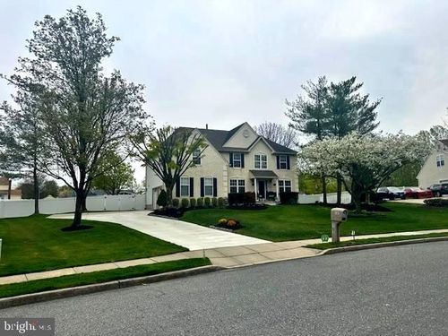 163 Memorial Ln, MOUNT LAUREL, NJ, 08054-2026 | Card Image