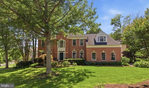 9315 Hallston Ct, FAIRFAX STATION, VA, 22039-3150 | Card Image