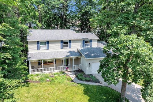 1212 Autumn Creek Cir, Westerville, OH, 43081-3155 | Card Image