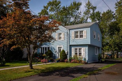 115 Somerset Street, House other with 4 bedrooms, 1 bathrooms and 4 parking in West Hartford CT | Image 2