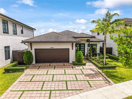 16051 Nw 87th Ct, Miami Lakes, FL, 33018-1332 | Card Image