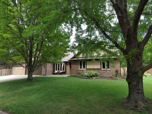 1326 N Shefford St, Wichita, KS, 67212-5666 | Card Image