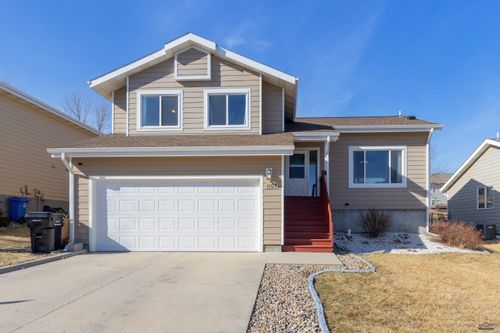 1107 Range View Cir, RAPID CITY, SD, 57701-2101 | Card Image