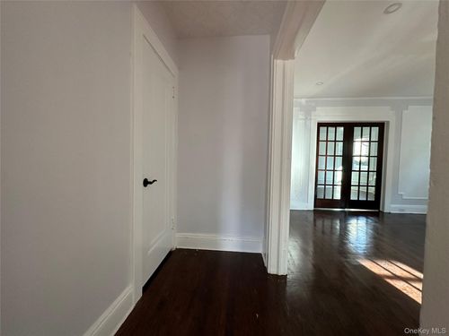 1-411 Hancock Ave, Mount Vernon, NY, 10553-1719 | Card Image