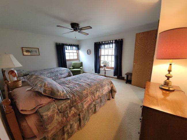 302 Riverview Ct, House other with 3 bedrooms, 3 bathrooms and null parking in Portage WI | Image 28