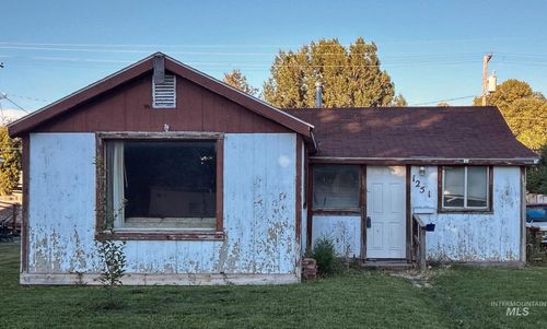 1251 Almo Ave, Burley, ID, 83318-1916 | Card Image