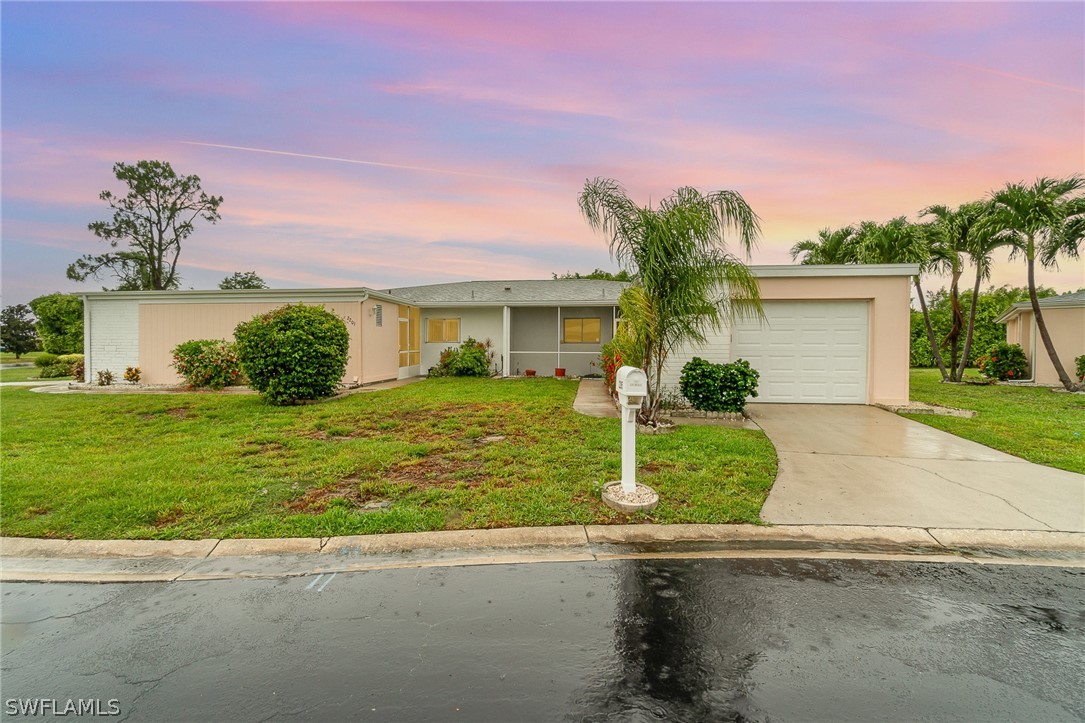 Caracas Ct, Fort Myers, FL 33907