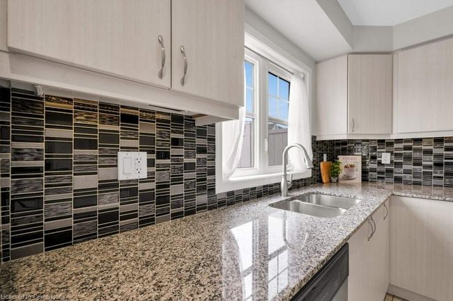 133 Ludolph St, Townhouse with 3 bedrooms, 3 bathrooms and 2 parking in Kitchener ON | Image 20