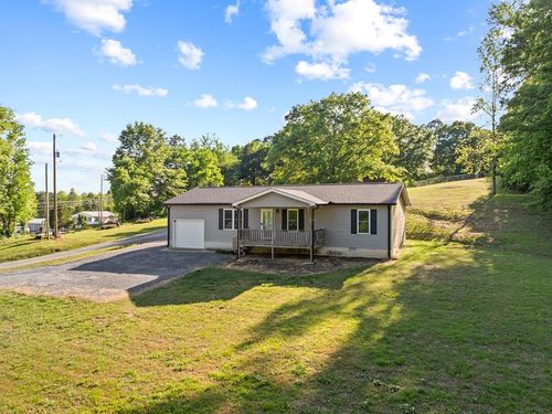 1403 Ninety Seven Springs Rd Ne, Dalton, GA, 30721-6858 | Card Image