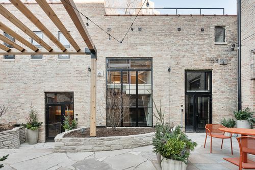 102-1810 N Wells St, Chicago, IL, 60614-5814 | Card Image