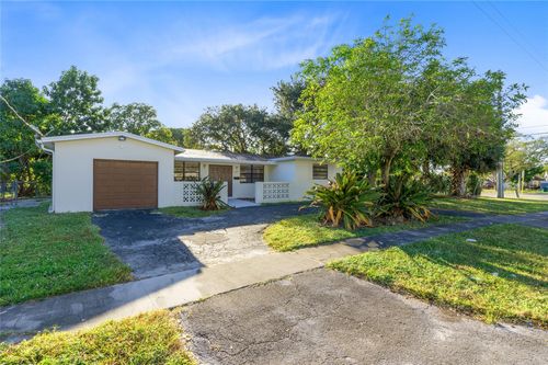 2208 Nw 63rd Ave, Sunrise, FL, 33313-2921 | Card Image
