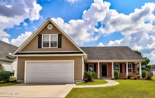 332 Putnam Dr, Wilmington, NC, 28411-9592 | Card Image