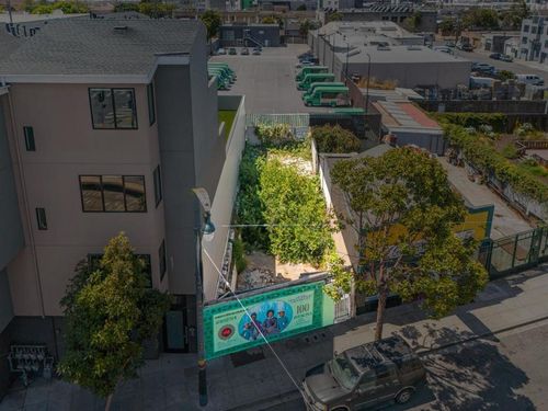 4128 3rd St, San Francisco, CA, 94124 | Card Image