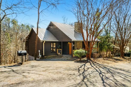 1114 Junaluska Way, Sevierville, TN, 37876-9700 | Card Image