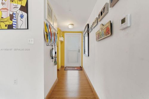 apt-402-7800 Collins Ave, Miami Beach, FL, 33141-6112 | Card Image