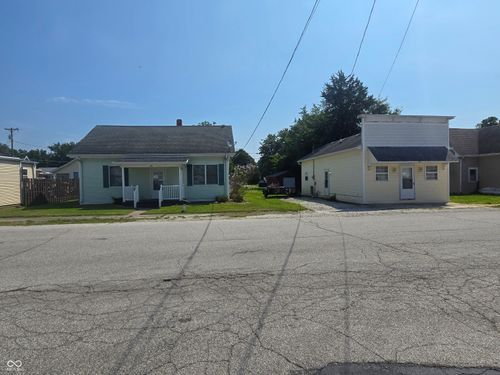 104-102-104 S Walnut St, Fairland, IN, 46126-2026 | Card Image