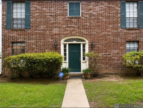 a-10113 Jefferson Hwy, Baton Rouge, LA, 70809-2895 | Card Image