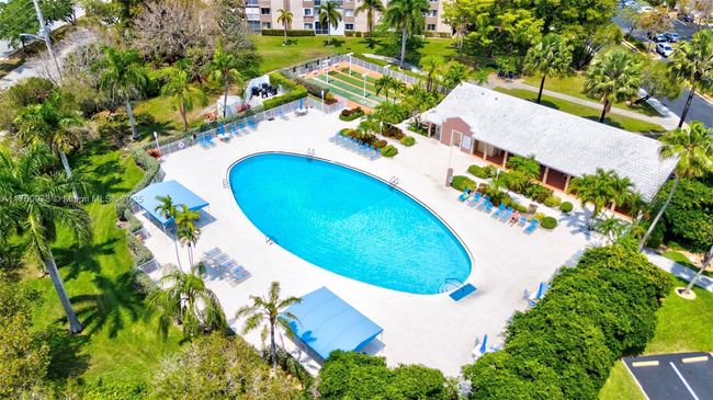 106 - 7711 Trent Dr, Condo with 2 bedrooms, 2 bathrooms and null parking in Tamarac FL | Image 21
