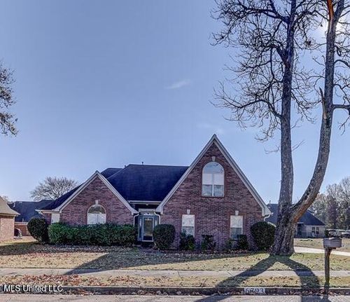 6793 N Hamilton Cir, Olive Branch, MS, 38654-7117 | Card Image