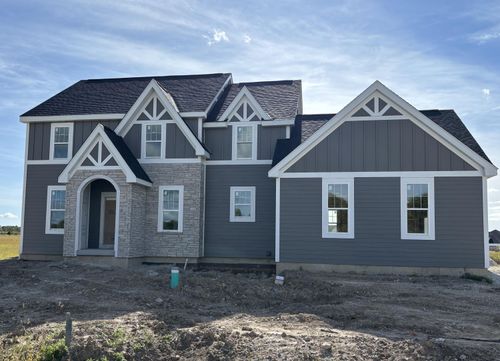 9333 W Cob Dr, MEQUON, WI, 53097 | Card Image