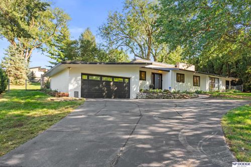 1005 Beverly Dr, Omaha, NE, 68114-5313 | Card Image