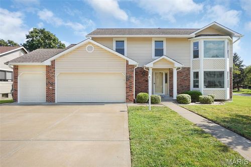 4705 Kellykris Ct, Saint Charles, MO, 63304-3408 | Card Image
