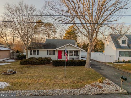 1038 White Cap Ave, Manahawkin, NJ, 08050-2560 | Card Image