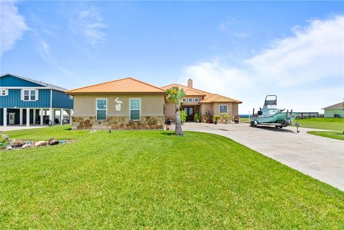 125 / 127 Dockside Drive, Rockport, TX, 78382 | Card Image