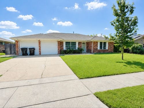 902 Ridgefieldn Drive, Plano, TX, 75075 | Card Image