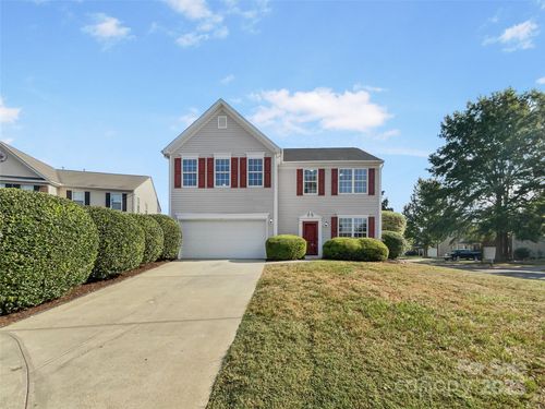 3915 Cameron Run Ln, Matthews, NC, 28105-6103 | Card Image