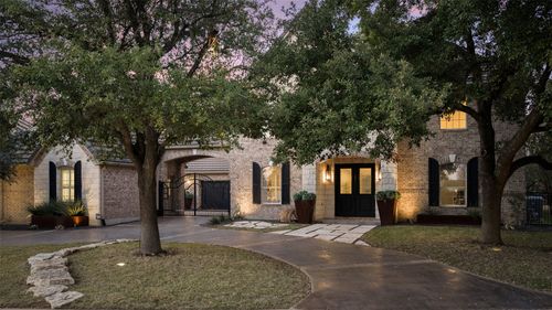 11700 Eagles Glen Dr, Austin, TX, 78732-2090 | Card Image