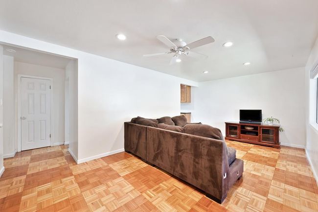 7070 Dolan Way, House other with 3 bedrooms, 2 bathrooms and null parking in Citrus Heights CA | Image 4