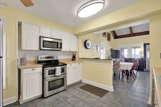 1195 Alligator Dr, House other with 3 bedrooms, 2 bathrooms and null parking in ALLIGATOR POINT FL | Image 23