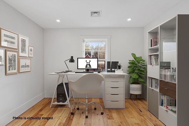 21 - 21 Bedford Rd, House attached with 4 bedrooms, 4 bathrooms and 2 parking in Carlisle MA | Image 8
