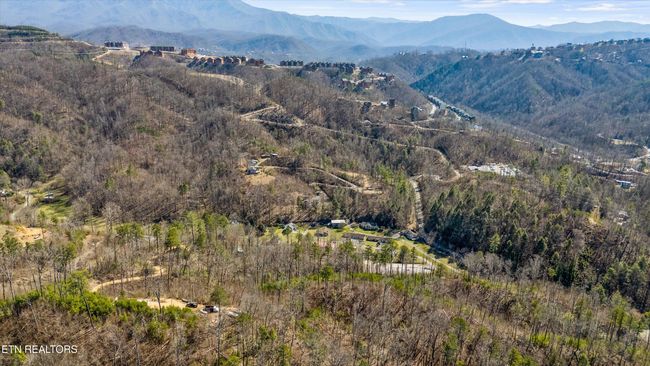 1205 Maples Manor Way, Home with 0 bedrooms, 0 bathrooms and null parking in GATLINBURG TN | Image 15