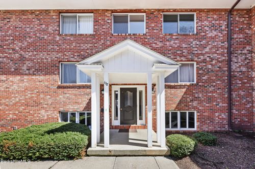 7-108 E Housatonic St, Pittsfield, MA, 01201-6669 | Card Image