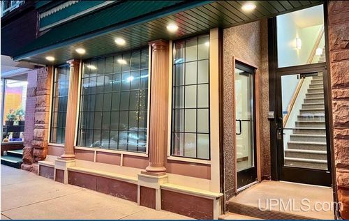 129 S Cedar Street, Manistique, MI, 49854 | Card Image