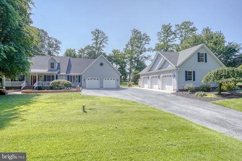 648 Mccauley Pond Rd, HARRINGTON, DE, 19952-2830 | Card Image