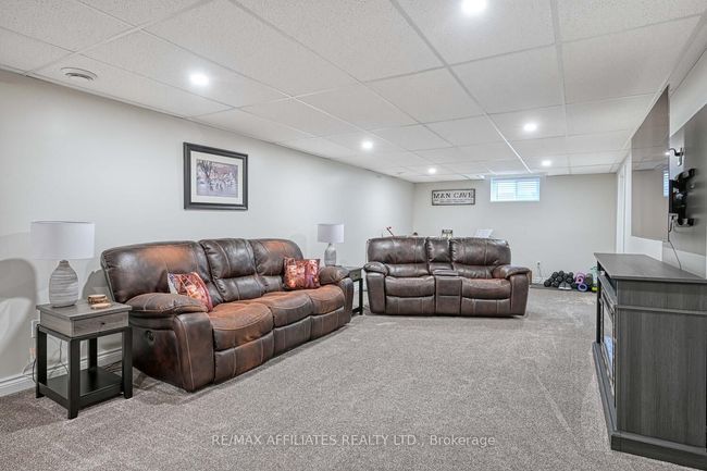 2 Philip St, House other with 4 bedrooms, 2 bathrooms and 4 parking in Smiths Falls ON | Image 30