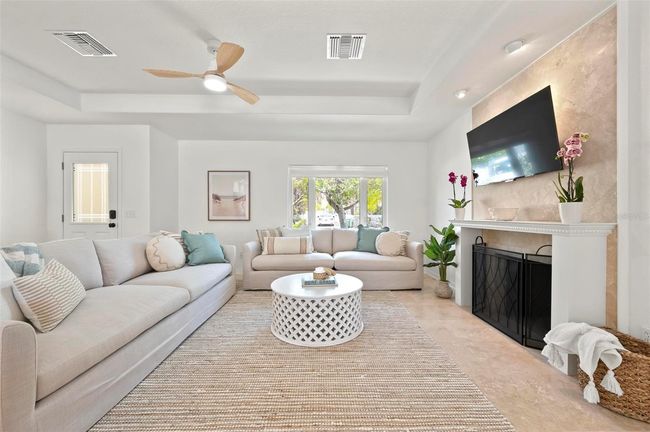204 75 Th St, House other with 3 bedrooms, 2 bathrooms and null parking in HOLMES BEACH FL | Image 17
