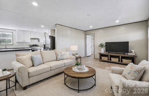 3028 Drake Cir, Shelby, NC, 28152-7408 | Card Image