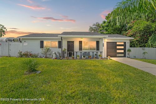 11487 Linden Dr, Spring Hill, FL, 34608-5141 | Card Image