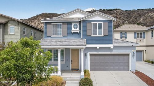 323 Buttercup St, Fillmore, CA, 93015-2081 | Card Image