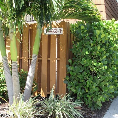 1-1442 Park Shore Cir, FORT MYERS, FL, 33901-9638 | Card Image
