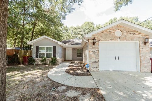 401 E Field Ave, Crestview, FL, 32539-4324 | Card Image
