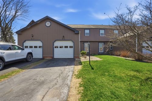 915 Sunset Cir, Cranberry Township, PA, 16066-6757 | Card Image