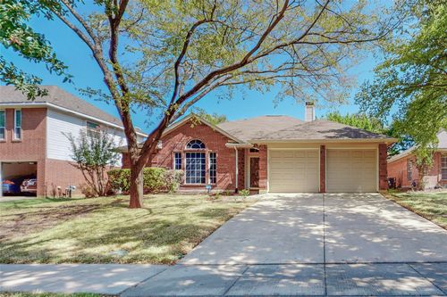 5425 Bryce Canyon Dr, Fort Worth, TX, 76137-3707 | Card Image
