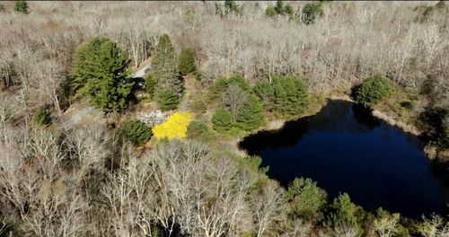 338 &amp; 383 Brooklyn Road, Pomfret, CT, 06259 | Card Image