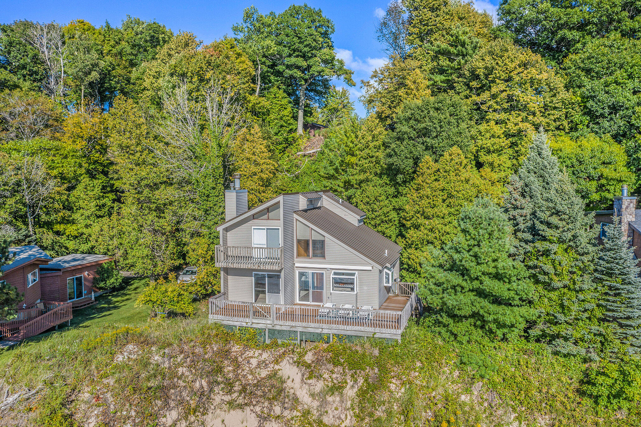 Surfside Dr, Montague, MI 49437