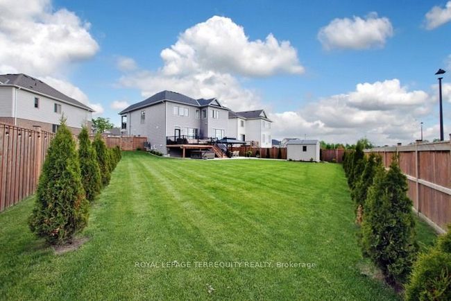 220 Harpin Way E, House other with 5 bedrooms, 4 bathrooms and 4 parking in Fergus ON | Image 37